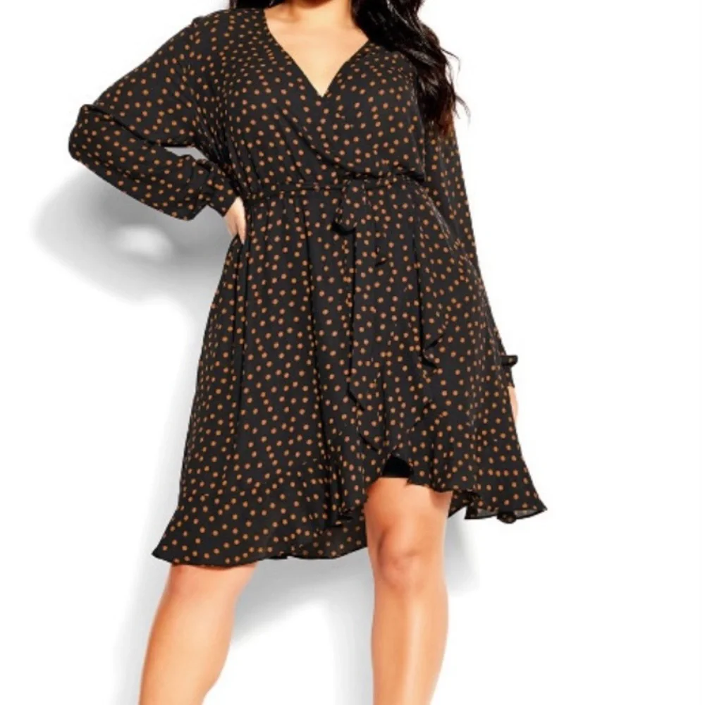 CITY CHIC
Amber Spot Mini Dress long sleeve - color Amber Size 24 - Picture 1 of 6